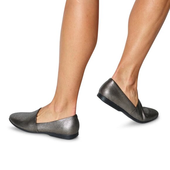 NEW Dansko Larisa Slip-On Loafers Nappa Leather in Pewter Metallic 254 - Picture 1 of 9